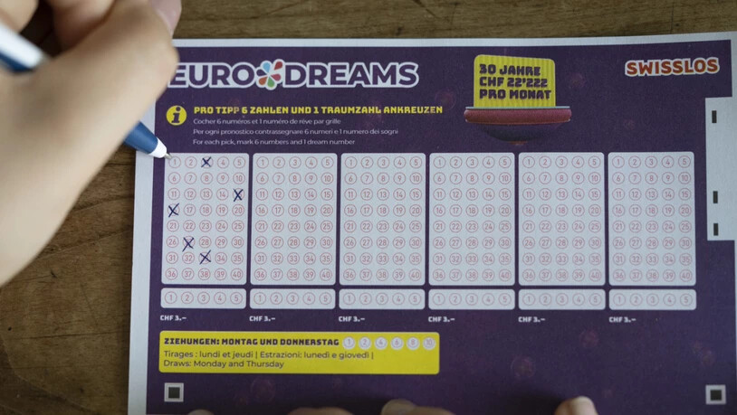 Zwei Personen in Belgien und Frankreich gewannen bei Eurodreams 2222 Franken im Monat für fünf Jahre. (Symbolbild)