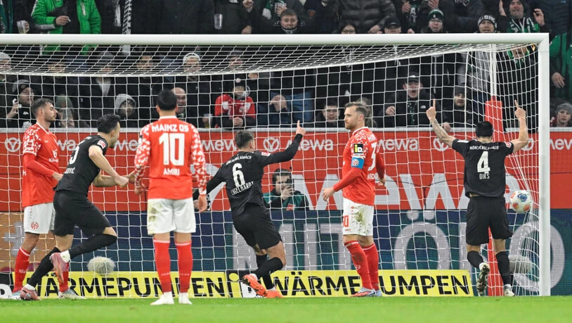 Captain Silvan Widmer und den Mainzern klebt das Pech an den Füssen