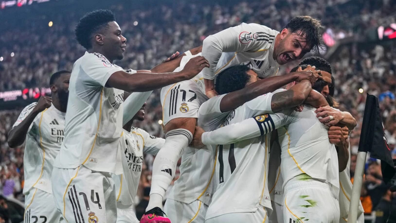 Jubelnde Spieler von Real Madrid (Symbolbild)
