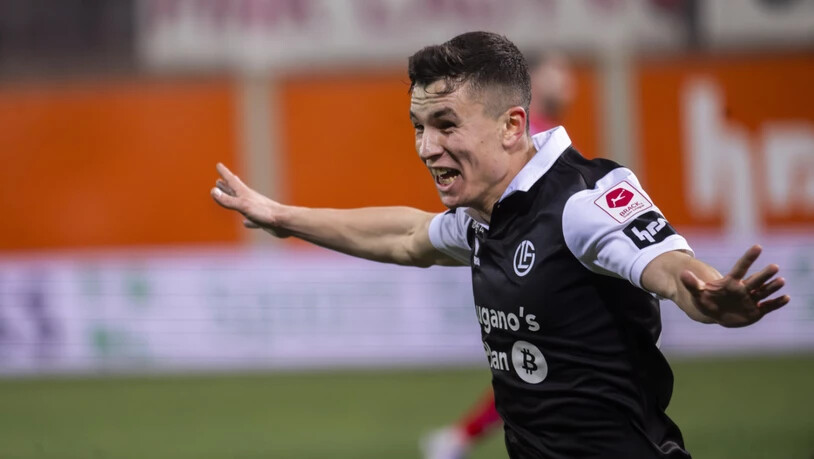 Luganos Mattia Zanotti jubelt nach seinem 3:0, das die Partie gegen Winterthur noch vor der Pause vorentscheidet