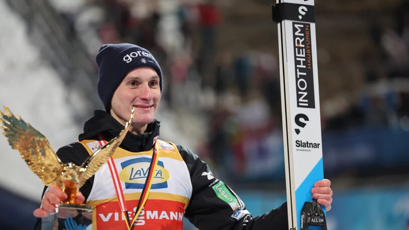 Holt Domen Prevc diesen Winter gleich vier Monumente des Skifliegens mit Vierschanzentournee (Bild), Skiflug-Weltmeister, Olympiasieger und Sieger im Gesamtweltcup?