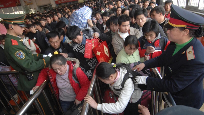 Viel Reiseverkehr in China zum Neujahrsfest (Archivbild)