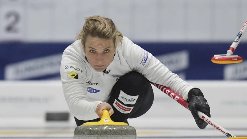 Silvana Tirinzoni und ihr Team starten mit einem 7:4-Erfolg über Italien ins Olympia-Turnier