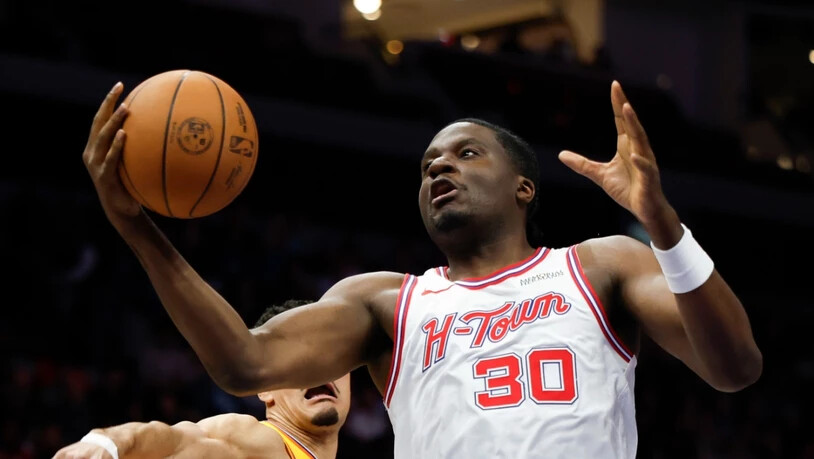Clint Capela wurde für rund elf Minuten eingesetzt