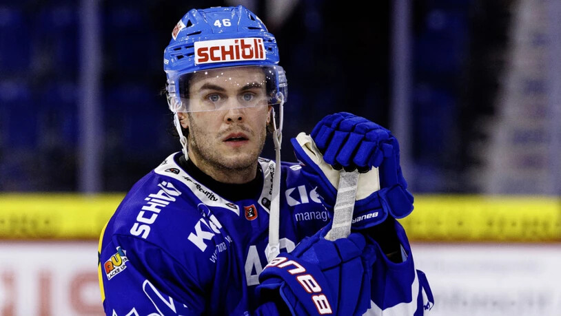 Schon letzte Saison zog der Schwede Pontus Aberg am Ende das Trikot des EHC Kloten über