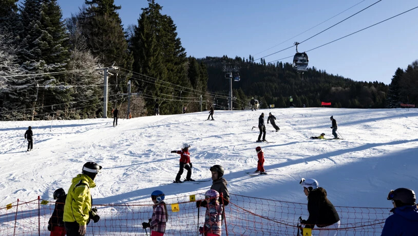 Für die kommende Saison wird das Magic-Pass-Netzwerk um sechs Skigebiete erweitert. (Symbolbild)