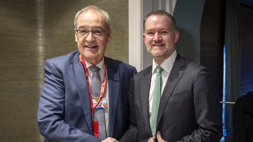 Bundespräsident Guy Parmelin hat den US-Handelsbeauftragten Jamieson Greer (rechts) am Rande des Weltbank-Frühlingstreffens in Washington erneut getroffen. (Archivbild: WEF 2026 in Davos)