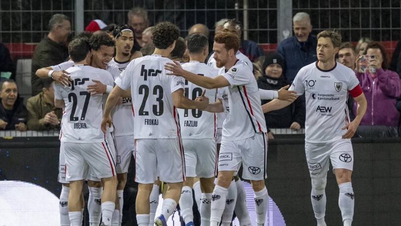 Der FC Aarau feiert im Nachholspiel einen souveränen Heimsieg