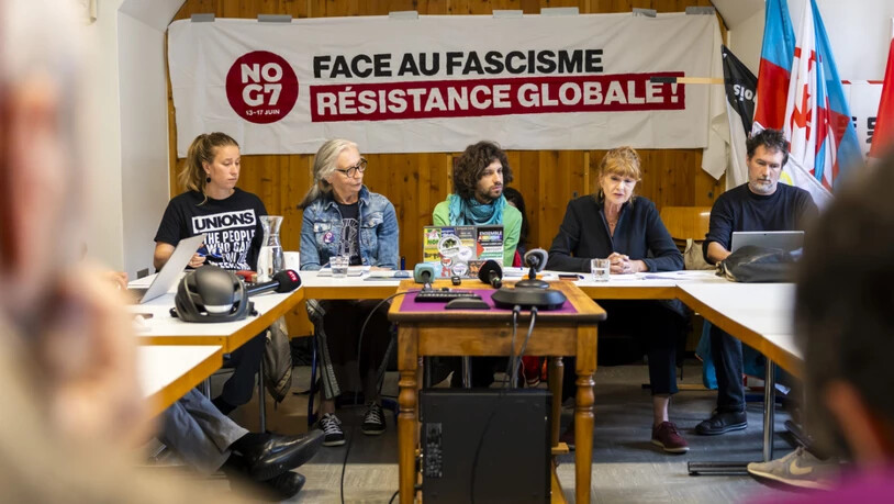 Mitglieder der Koalition NoG7 sind der Ansicht, dass die Mobilisierung gegen den G7-Gipfel in Evian "durch ein Verbot nicht aufgehalten werden kann".