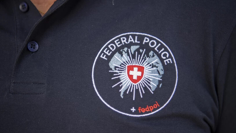 Die Bundesanwaltschaft wirft den Beschuldigten die Unterstützung einer kriminellen Organisation sowie schwere Verstösse gegen das Betäubungsmittelgesetz vor. (Archivbild)