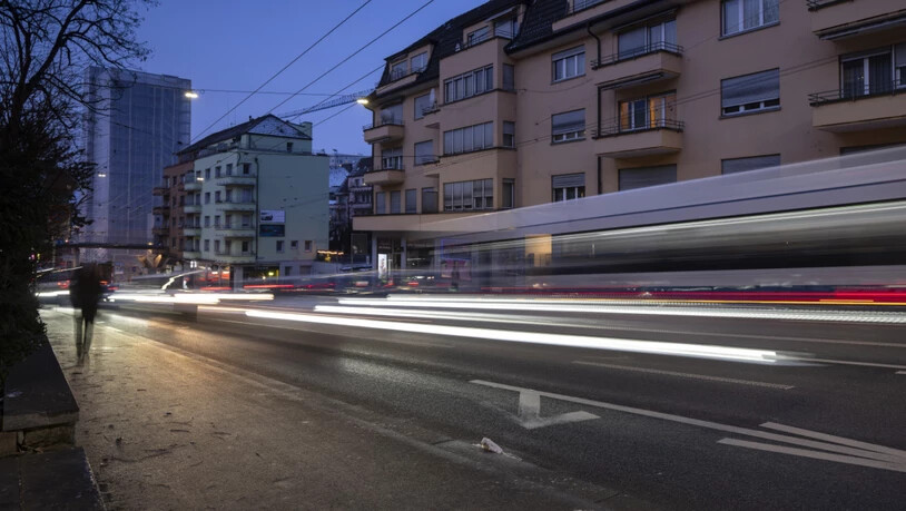 Laut ETH Zürich hängt Stau auch davon ab, wie Wohnen, Arbeiten und Freizeit räumlich verteilt sind. (Symbolbild)