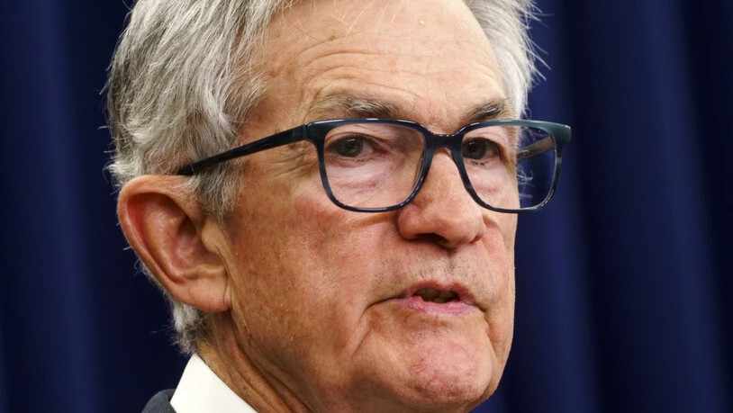 Noch ist Jerome Powell Chef der US-Notenbank. Experten befürchten, dass diese mit der Bestätigung des von US-Präsident Donald Trump vorgeschlagenen Kandidaten Kevin Warsh an Unabhängigkeit und damit Glaubwürdigkeit verlieren wird. (Archivbild)