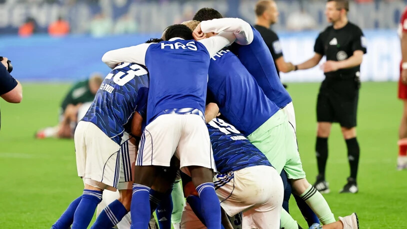 Die Freude der Schalker nach der Rückkehr in die 1. Bundesliga