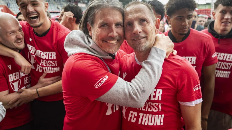 Trainer Mauro Lustrinelli und Präsident Andres Gerber werden in den Medien als zentrale Faktoren für den sensationellen Meistertitel des FC Thun gewürdigt