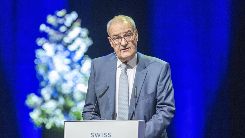 In einer Demokratie seien die Bürgerinnen und Bürger auf verlässliche Informationen angewiesen, betonte Bundespräsident Guy Parmelin am Donnerstag in Luzern in Richtung Schweizer Medienbranche.