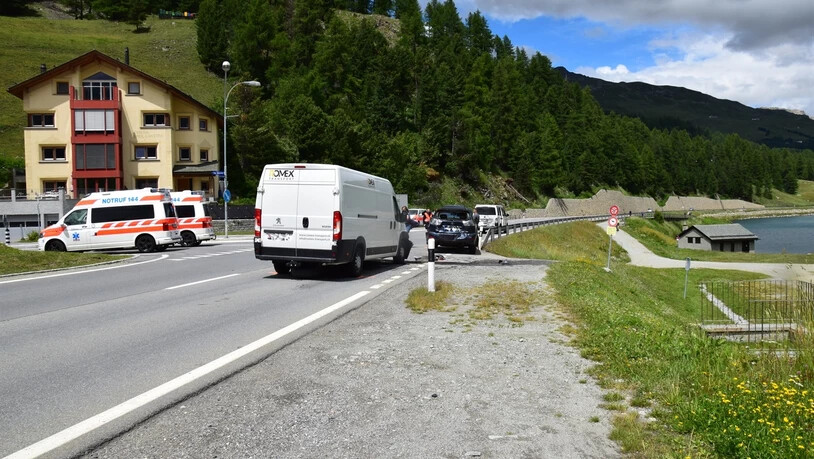 An den beteiligten Fahrzeugen entstand Sachschaden. 