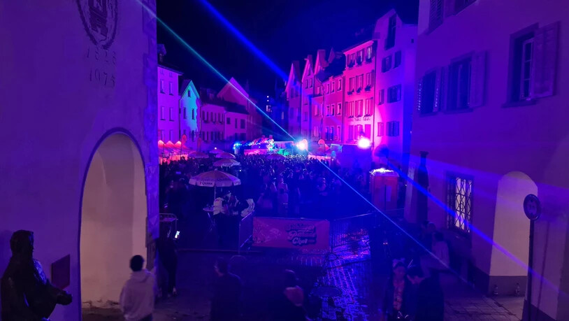 Bei der Schlagerparade «light» feierten rund 1400 Personen.