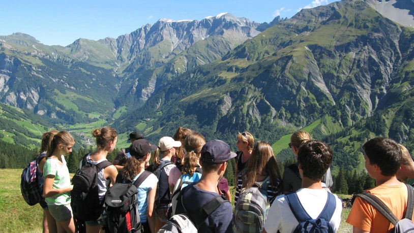 Beliebtes Schulthema: vielfältige Bildungsangebote im Welterbe Sardona.