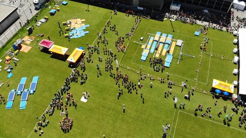 Zeltanlagen, Tribünen und Wege: Der Zivilschutz half beim Auf- sowie Abbau des Glarner Bündner Kantonalturnfest mit.