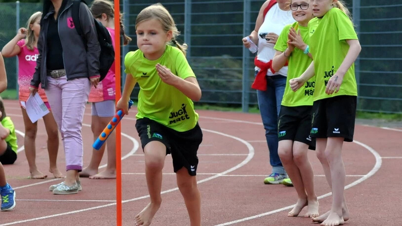 Spannung steigt: Gross und Klein sind am Freitag in Glarus am Start.