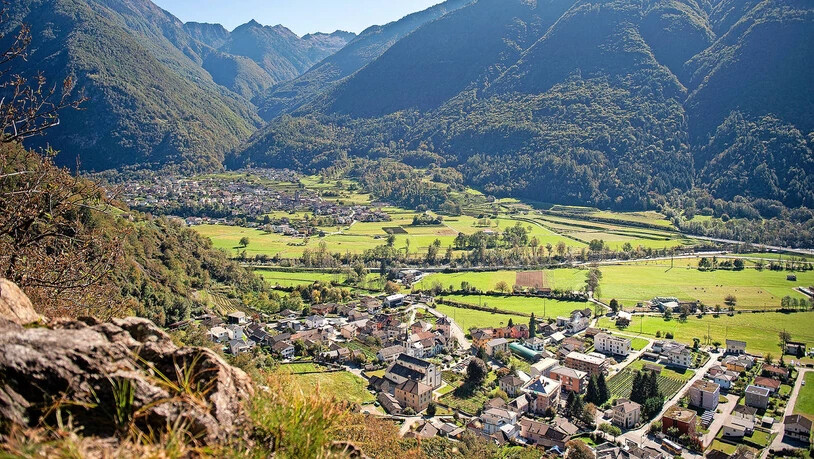 Erfolgreiche Abstimmung: Am Sonntag haben die Bürger von San Vittore (im Vordergrund) einen Kredit von sieben Millionen Franken für das neue Schulhaus angenommen. 