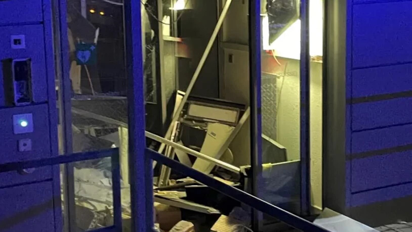 Hoher Schaden: Mitte Oktober haben Unbekannte einen Bankomaten in Castasegna gesprengt.