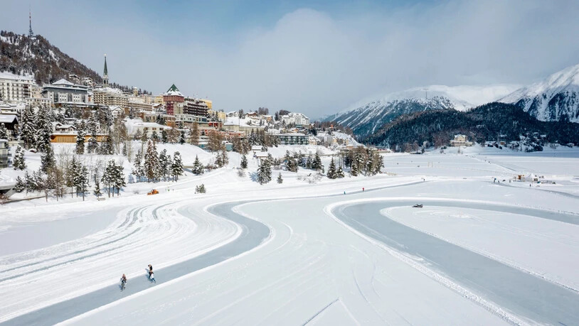 Abenteuer rundum: Diverse «Amusements on the Lake» beleben in den kommenden Wochen den St. Moritzersee.