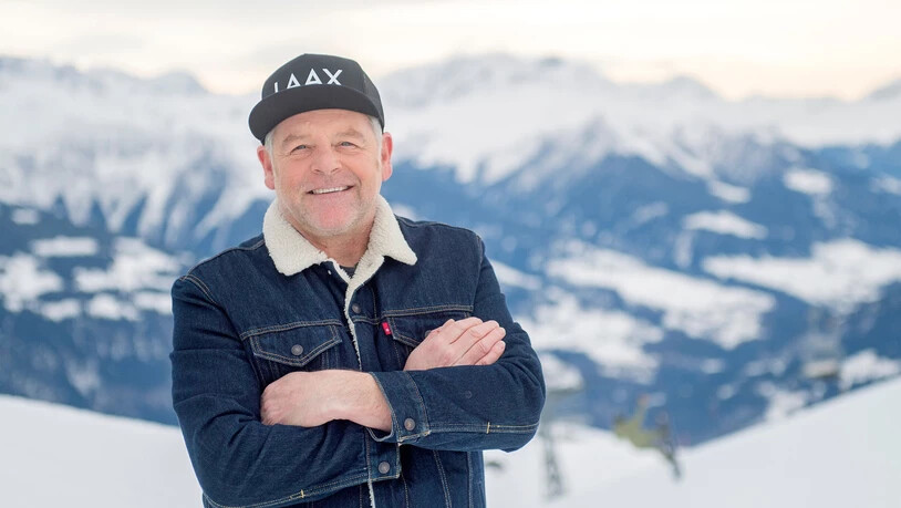 Auf Inspektionsgruss: Reto Poltera, OK-Präsident der Laax Open, macht auf dem Crap Sogn Gion kurz Pause.