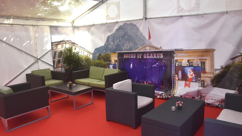 Einblick in den Backstage-Bereich: Sobald die Stars da sind, müssen die Journalisten und Fotografen draussen bleiben.