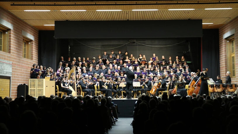 Neues Konzert: Der EMS-Chor unter der Leitung von Martin Zimmermann.