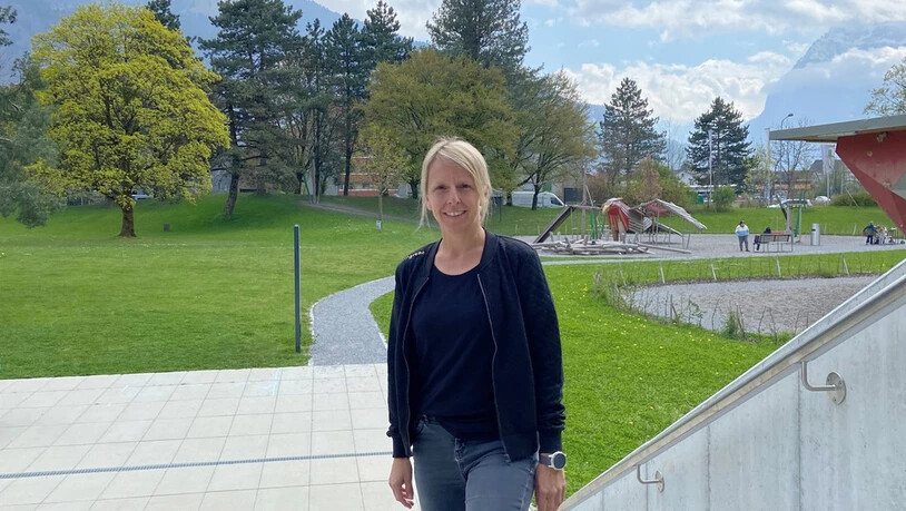 Grüner Erholungsraum: Der Park schliesst direkt ans Restaurant der Lintharena an. Laut Tanja Büsser will man diesen nun vermehrt für Events nutzen.