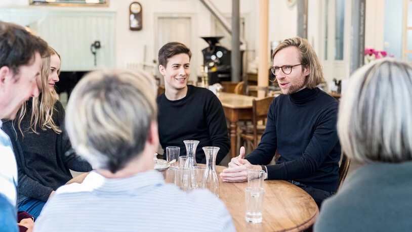Ein respektvoller Austausch: Bei den Erzählcafés geht es darum, angehört zu werden, ohne dass das Gesagte bewertet wird.