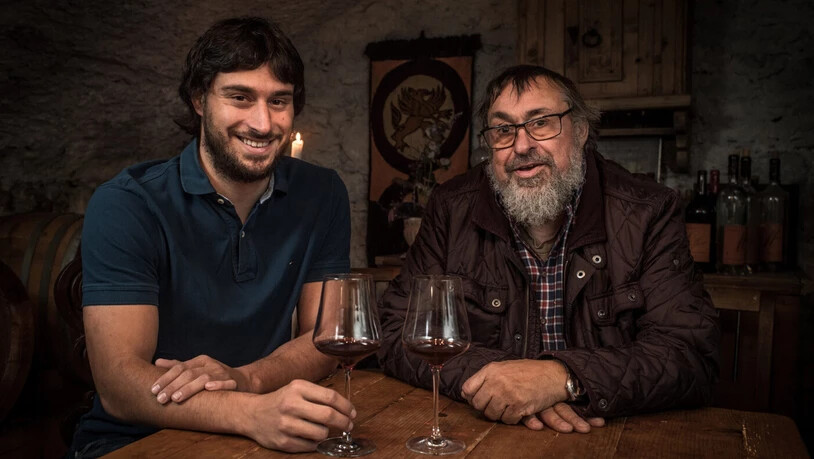 Eingespieltes Duo: Die Bündner Winzer Gian-Battista (rechts) und Johann-Baptista von Tscharner stehen als Botschafter der Schweizer Genusswoche.