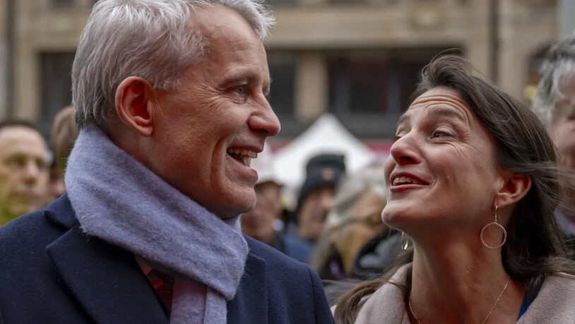 «Ich mag Politik nicht wirklich»: Tracy Jans hat den heutigen Bundesrat Beat Jans kennengelernt, lange bevor dieser in die Politik einstieg. «Ich mag Politik nicht wirklich»: Tracy Jans hat den heutigen Bundesrat Beat Jans kennengelernt, lange bevor dieser in die Politik einstieg.