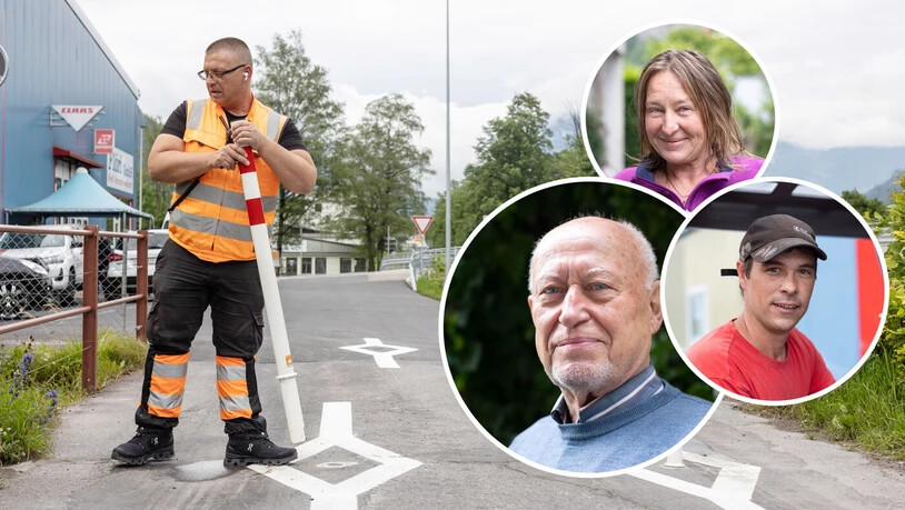 Freie Durchfahrt: Arben Dzelili entfernt die Pfosten am nördlichen Ende der Strasse im Kleinzaun und gibt somit den Weg in die Querspange frei. Die Bewohnerinnen und Bewohner ärgern sich darüber nicht wesentlich.