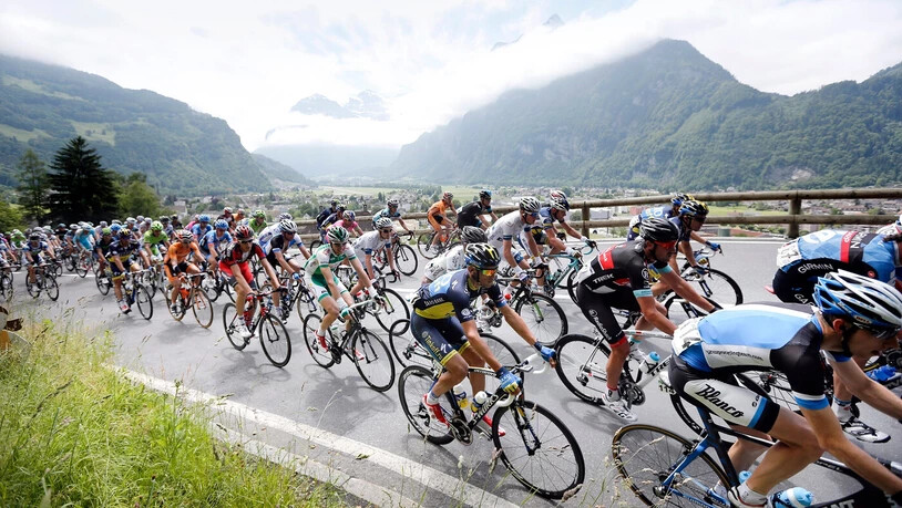 Rückkehr in den Kanton: Am Montag fährt die Tour de Suisse durchs Glarnerland, wie hier 2013, als der Kerenzerberg von der Glarner Seite her überquert wurde.