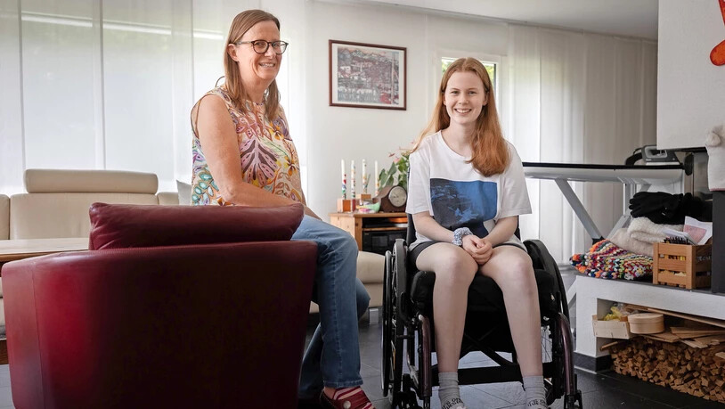 Mutter und Tochter betroffen: Käthy und Chantal Wachsmuth aus Mitlödi haben Long Covid.