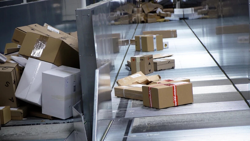 Hochbetrieb: Die Mitarbeitenden der Schweizerischen Post haben in den Tagen vor Black Friday bis nach Cyber Monday 7,5 Millionen Pakete sortiert und in der ganzen Schweiz zugestellt. Hochbetrieb: Die Mitarbeitenden der Schweizerischen Post haben in den Tagen vor Black Friday bis nach Cyber Monday 7,5 Millionen Pakete sortiert und in der ganzen Schweiz zugestellt.