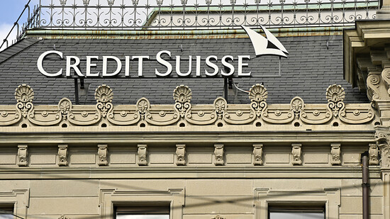 Die Papiere der Credit Suisse haben einen Raketenstart in den Handelstag hingelegt und damit einen Grossteil der Verluste vom Vortag wieder aufgeholt. (Archivbild)