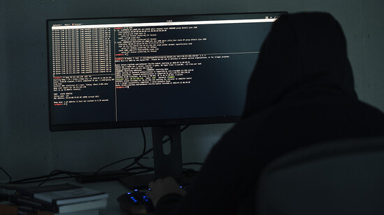 Hacker stellten sensible Daten von 761 Personen ins Darknet. (Symbolbild)