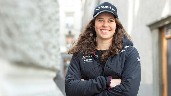 Hat gut lachen: Skirennfahrerin Stephanie Jenal aus Samnaun darf auf erfolgreiche Rennen in der Abfahrt und im Super-G zurückschauen.
