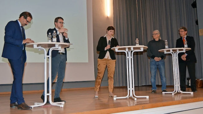 Klare Fronten: Zugeständnisse an das andere Lager gab es am Podium nicht. 