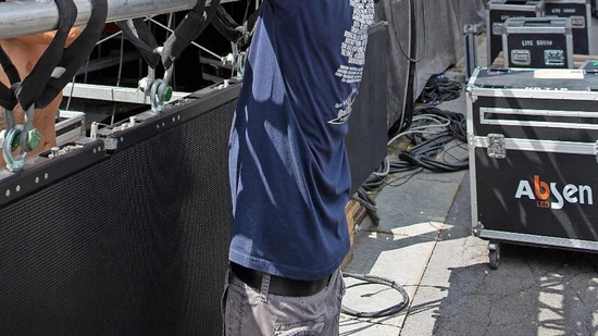 Der Himmel über dem Stadtopenair sollte wie hier beim Bühnenaufbau mehrheitlich blau bleiben.