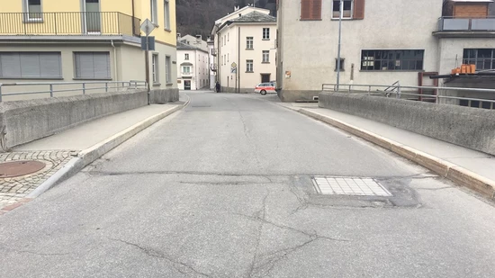 Hier wurde die Frau angefahren. Hier wurde die Frau angefahren.