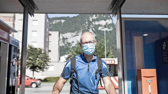 Die Maskenreportage klappte erst im zweiten Anlauf.