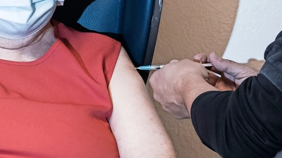 Begehrter Pieks: Viele Glarnerinnen und Glarner wollen sich gegen die Pandemie impfen lassen.