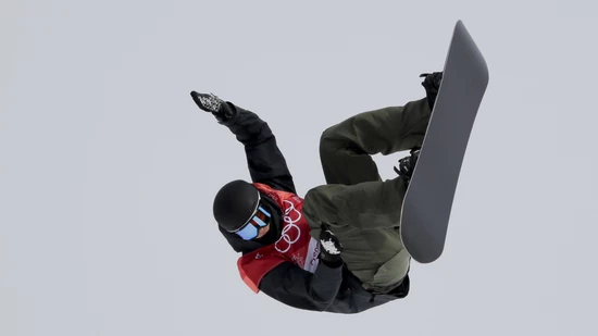 Jonas Bösiger wirbelt durch die Luft. (Archivaufnahme)