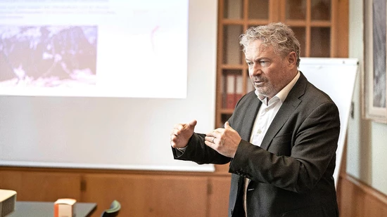 Wenig Spielraum: Die Sanierung der Standseilbahn nach Braunwald könne nicht mehr aufgeschoben werden, findet Regierungsrat Andrea Bettiga, der auch Verwaltungsratspräsident der Braunwald-Standseilbahn AG ist.