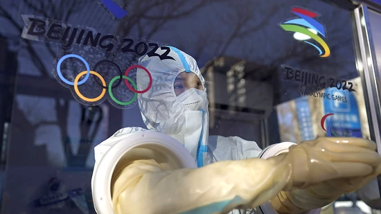 Die Coronavirus-Pandemie wirft ihre Schatten auf die Winterspiele in Peking