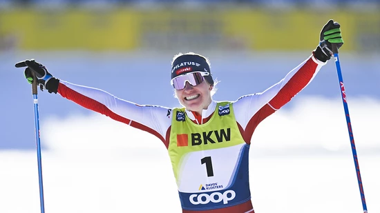 Als Nummer 1 der Prologs auch im Final die Nummer 1: Nadine Fähndrich in Jubelpose.